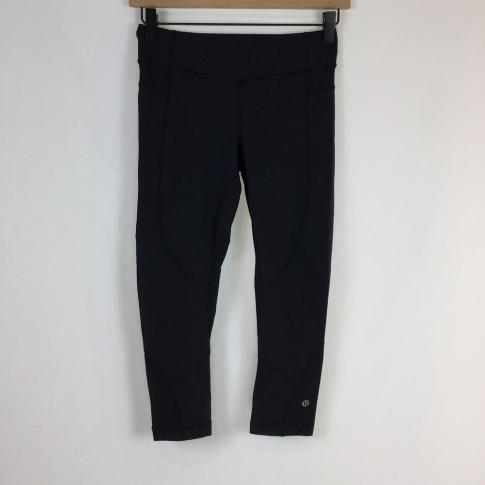 Lululemon Running Crops, size 4, Black